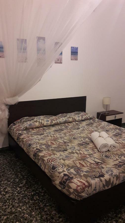 Centrum Rooms Каляри Екстериор снимка